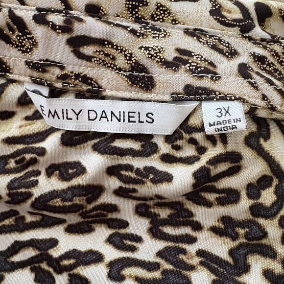 Emily Daniels Metallic Leopard Print Button Up Shirt Tan Gold Plus Size 3X - Picture 3 of 4